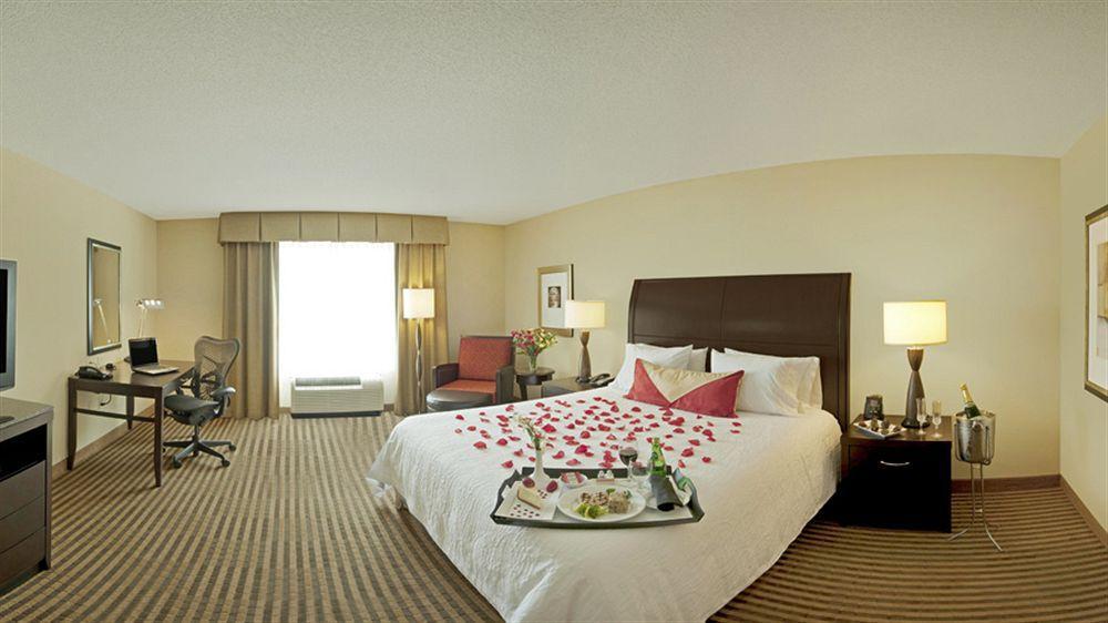 Hilton Garden Inn Atlanta Airport North College Park Esterno foto